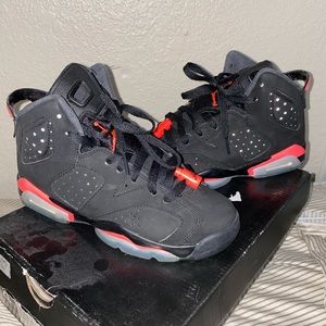 Air Jordan 6 Infrared 4Y/ 5.5 Women’s